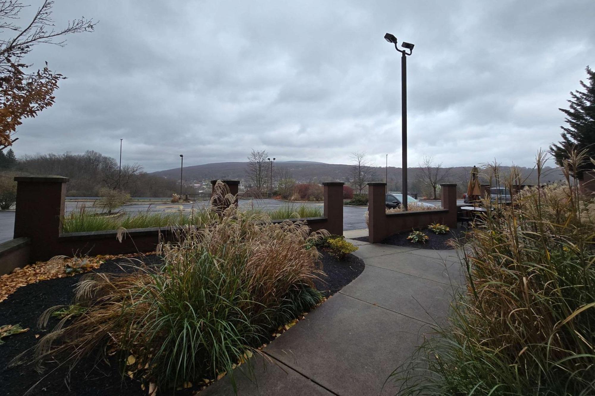 Country Inn & Suites By Radisson, Convention Center Altoona Exterior photo